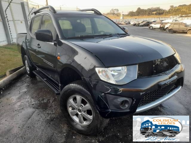 MITSUBISHI L200 TRITON 2015  MITSUBISHI L200 TRITON 2015