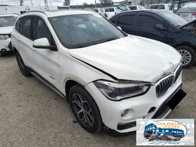 BMW X1 2016  BMW X1 2016