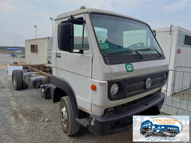 VOLKSWAGEN DELIVERY 2015  VOLKSWAGEN DELIVERY 2015