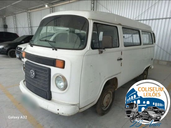 Volkswagen Kombi Standard 1.4 ANO 2012/2013  Volkswagen Kombi Standard 1.4 ANO 2012/2013