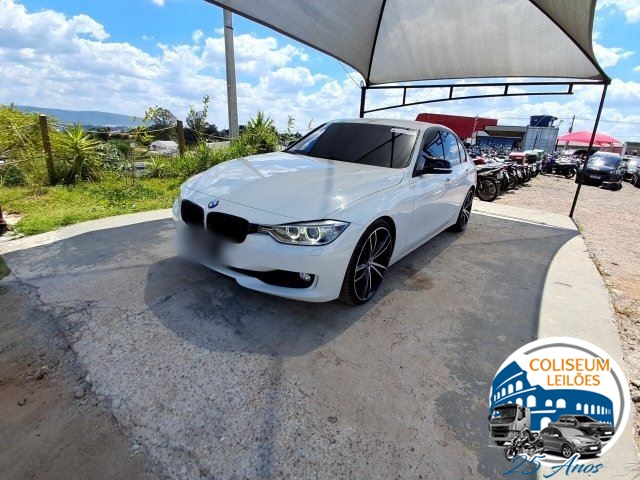 BMW 320i 2.0 16V TURBO  4P AUTOMÁTICO ANO 2013/2014 BMW 320i 2.0 16V TURBO  4P AUTOMÁTICO ANO 2013/2014